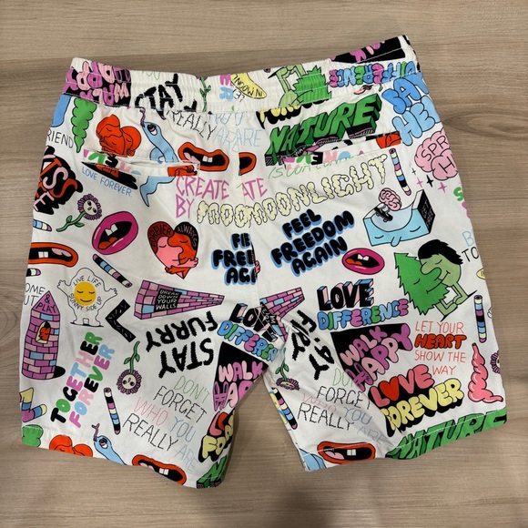 Jeremyville/Forever21 colab shorts XL 80’s inspired print  limited edition - Picture 3 of 8